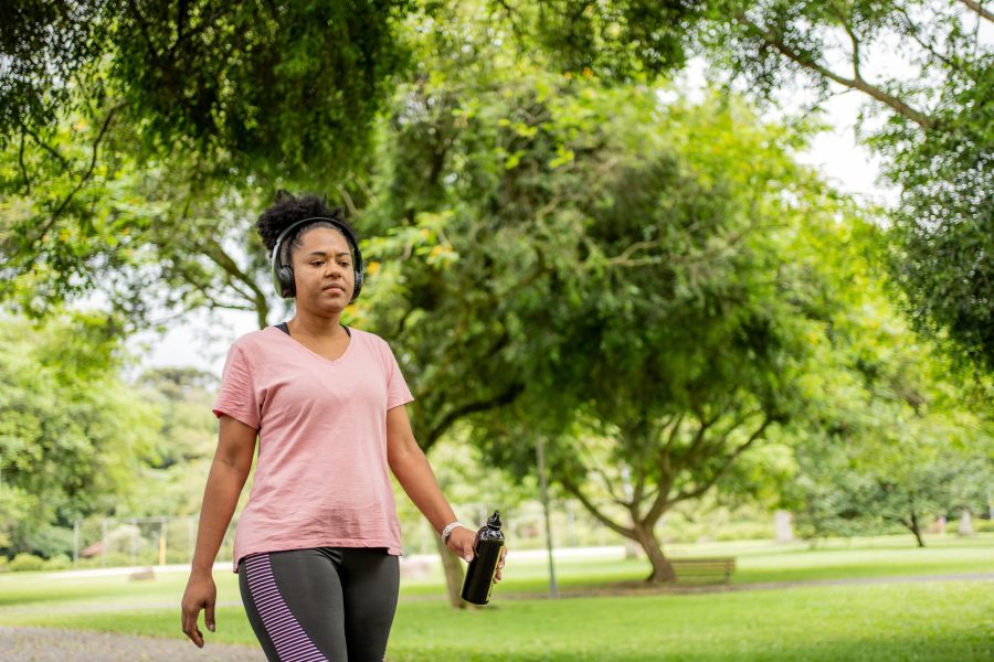 Tempo ao ar livre ajuda a prevenir casos de miopia