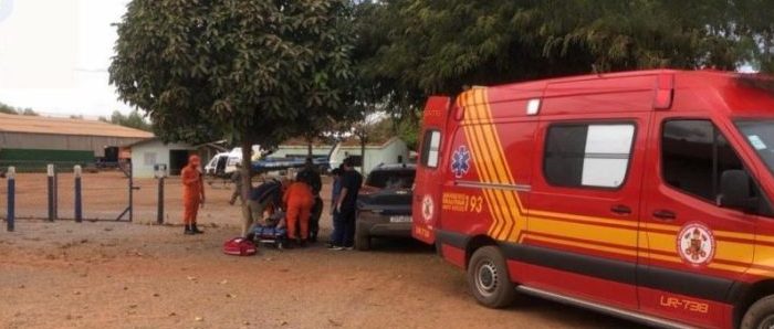 Homem é resgatado com vida após acidente de trânsito em zona rural