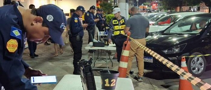 Operação Lei Seca termina com dez condutores presos por embriaguez na avenida Isaac Póvoas