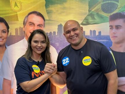 Abilio anuncia substituta de Vânia na quarta e nega relação estremecida com vice-prefeita