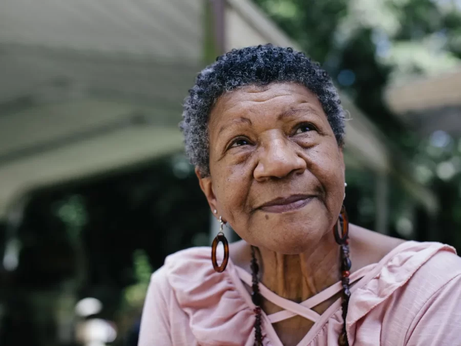 Brasileiros acreditam que vão viver até os 80 anos, mostra pesquisa