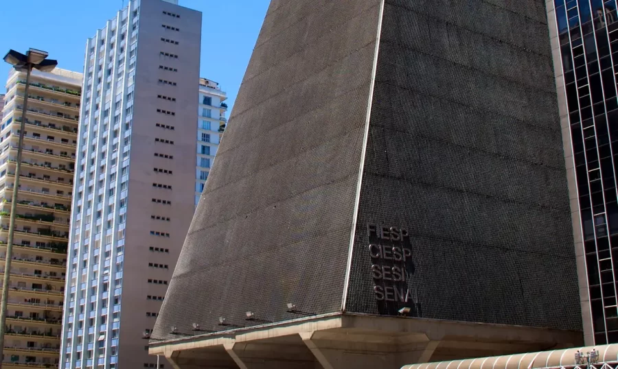 Com tarifaço dos EUA, Fiesp mantém projeção de alta do PIB em 2,4%