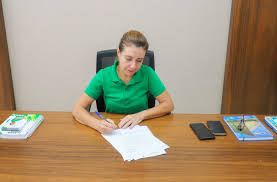 Flávia encaminha à Câmara projeto que regulamenta Prêmio Saúde aos servidores