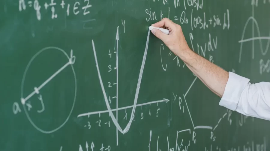 Matemática e Física: professor indica o que estudar a três meses do Enem