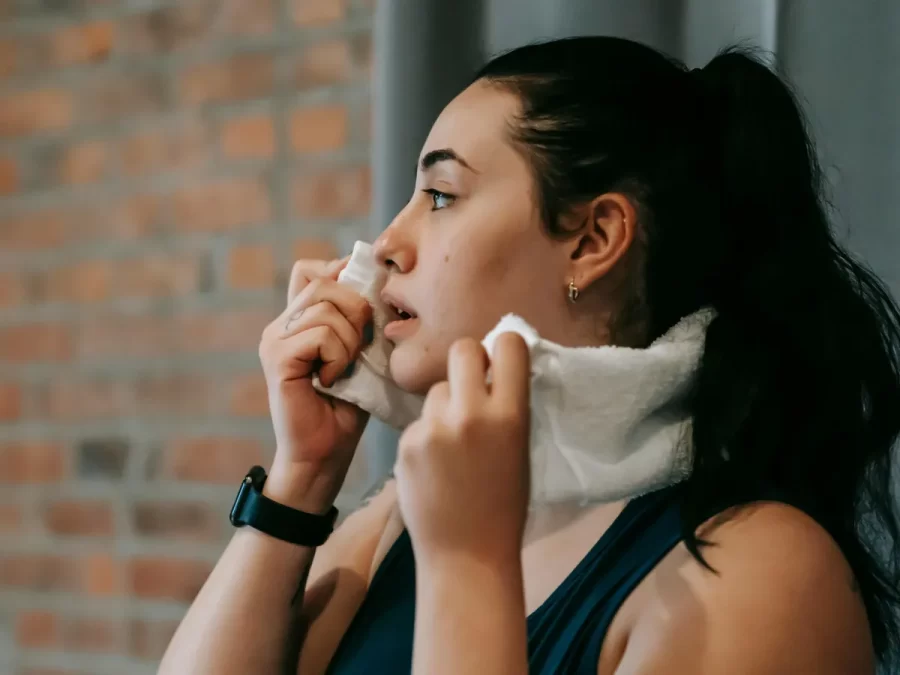 Preciso suar para emagrecer no exercício? Especialistas explicam