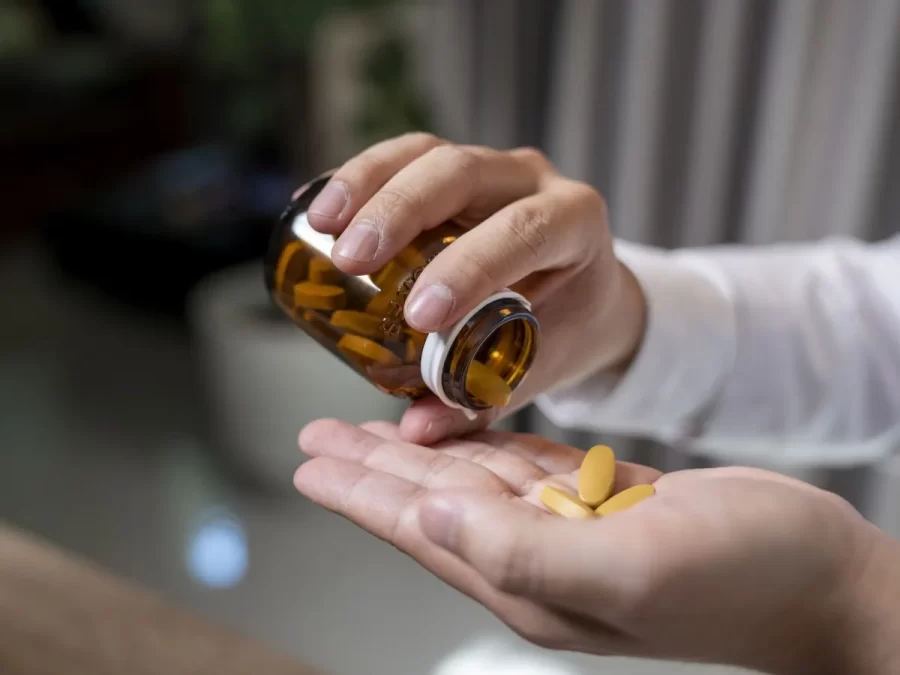 Excesso de suplementação de vitaminas pode trazer riscos à saúde