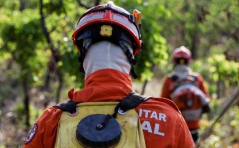 Corpo de Bombeiros controla incêndios florestais na Serra do Roncador e no Parque Estadual da Serra Azul