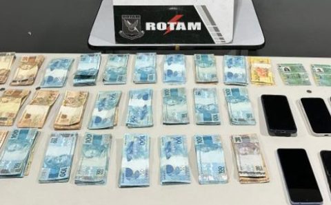 Rotam prende faccionada e recupera veículo e dinheiro roubados de loja de automóveis