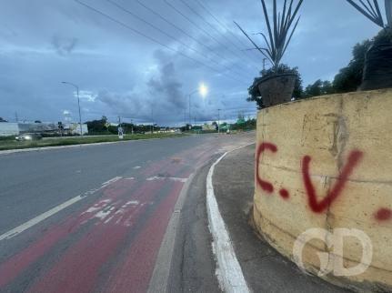Por falta de provas concretas, juíza absolve 12 de 18 réus acusados de envolvimento com CV