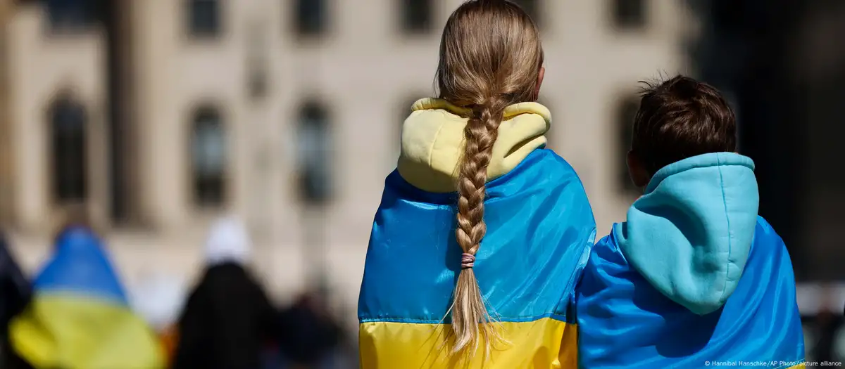 Milhares de crianças ucranianas raptadas continuam na Rússia