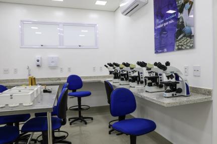 MT:  NOVA ESTRUTURA:   Lacen amplia laboratório de genética e oferece novos exames para doenças raras