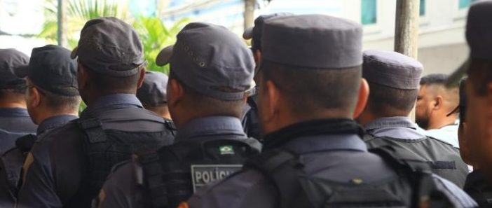 Polícia Militar entrega medalha de 190 Anos para autoridades nesta terça-feira (2)