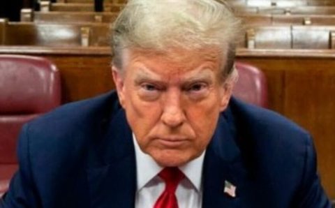 Senadores dos EUA querem anular tarifas de Trump ao Brasil; entenda