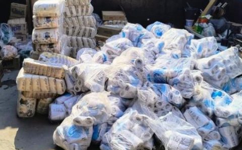 Polícia Civil apreende caminhão que distribuía cestas básicas para facção criminosa na região de fronteira