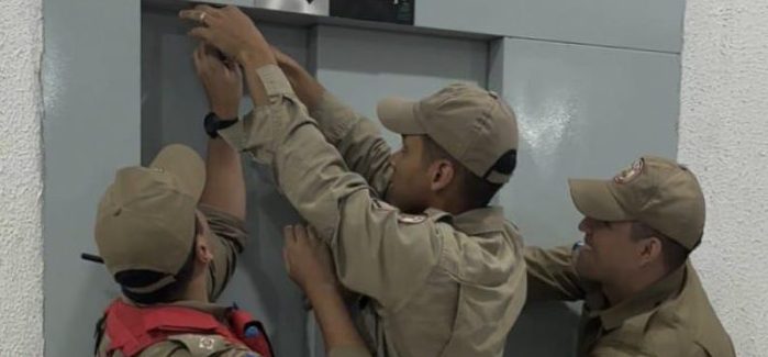 Corpo de Bombeiros alerta sobre a importância de seguir orientações de segurança no uso de elevadores para evitar acidentes