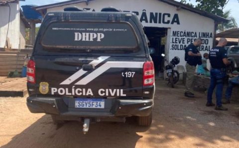Polícia Civil cumpre mandado e ouve pais de militar que matou personal trainer em Várzea Grande