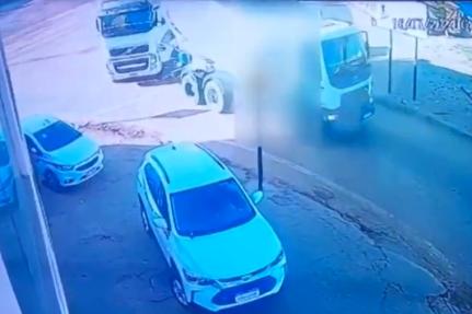 Vídeo – Motorista que matou vítima esmagada com caminhão vai a júri na quarta