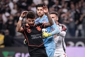 Yuri marca após falhar em cavadinha, mas Corinthians toma virada do Flamengo