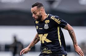 Santos faz treino tático e avança na preparação para pegar o Bragantino