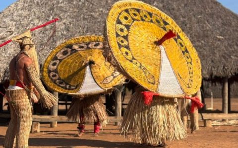 MT:  CULTURA INDÍGENA:   Casa Cuiabana recebe exposição de máscaras sagradas confeccionados pelo povo Mehinaku, do Alto Xingu