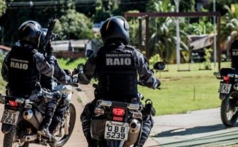 Companhia Raio prende dupla por tráfico de drogas e apreende diversas porções de cocaína em Cuiabá
