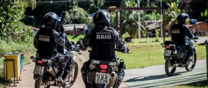 Companhia Raio prende dupla por tráfico de drogas e apreende diversas porções de cocaína em Cuiabá