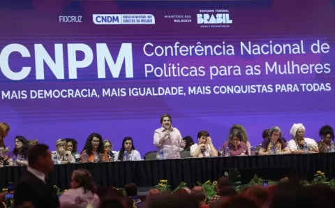 Conferência das Mulheres faz alerta sobre câncer de mama