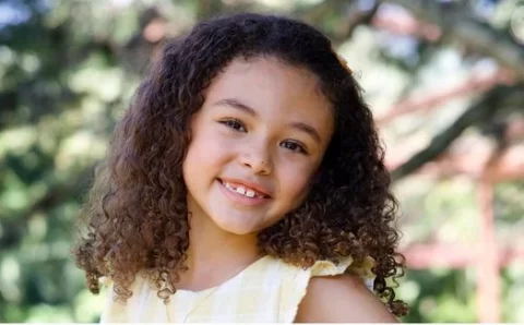 Nem Leona, nem Jaques: quem fica com a guarda de Sofia em ‘Dona de Mim’? Protetora aciona a polícia para salvar a menina do perigo