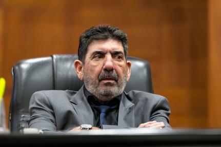 AL pede redução de carga horária para servidores