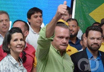 Senador do PL alfineta Pivetta; ‘sou casado com minha mulher há 50 anos’
