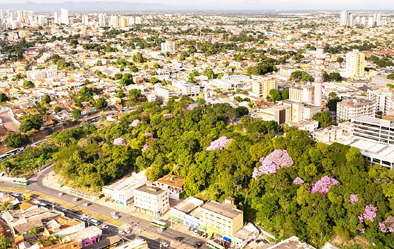 MT:   HERANÇA DO IMPERADOR:   Prefeitura intensifica revitalização do Morro da Luz, no Centro