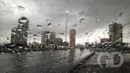 Cuiabá entra em alerta de chuva e ventos intensos; veja