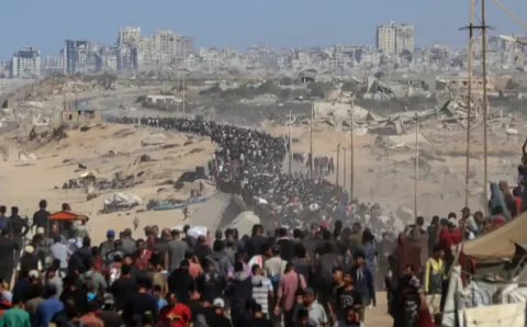 Palestinos retornam para casa no segundo dia de cessar-fogo