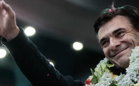 Que desafios terá Rodrigo Paz, eleito presidente da Bolívia