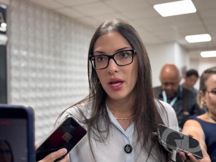 Janina diz que não depende de palanque para disputar o Senado