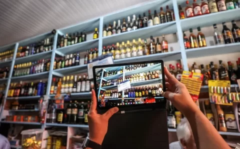 Bares e fabricantes treinam empresas para identificar bebidas falsas