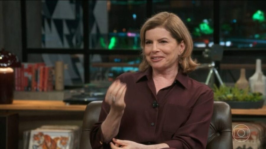 “Tadinho”: Debora Bloch descarta personagem da lista de suspeitos pela morte de Odete Roitman