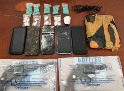 Força Tática resgata mulher mantida refém, recupera veículo roubado e prende dupla em flagrante