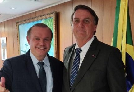 Senador afirma que era ‘favorito’ por Bolsonaro ao governo na eleição passada