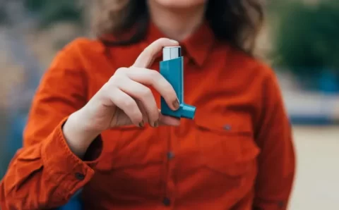 Bombinhas de asma poluem o equivalente a 500 mil carros por ano, diz estudo