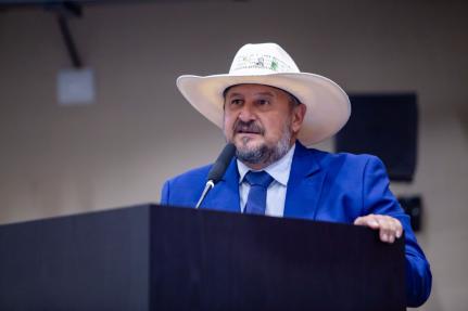 Cattani critica Fagundes e Pivetta, e diz que senador se sente traído