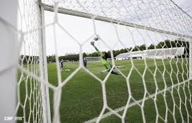 Seleção treina com Hugo Souza no gol e desembarca em Tóquio para amistoso