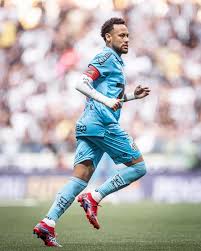 Luan Peres não crava data para retorno de Neymar, mas reforça importância do astro no Santos