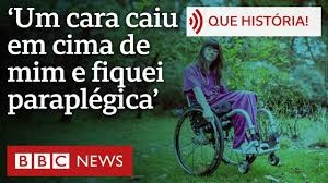‘Um homem caiu em cima de mim no shopping e fiquei paraplégica’