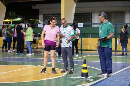 Projeto movimenta mais de 100 mulheres com aulas de funcional e avaliação física