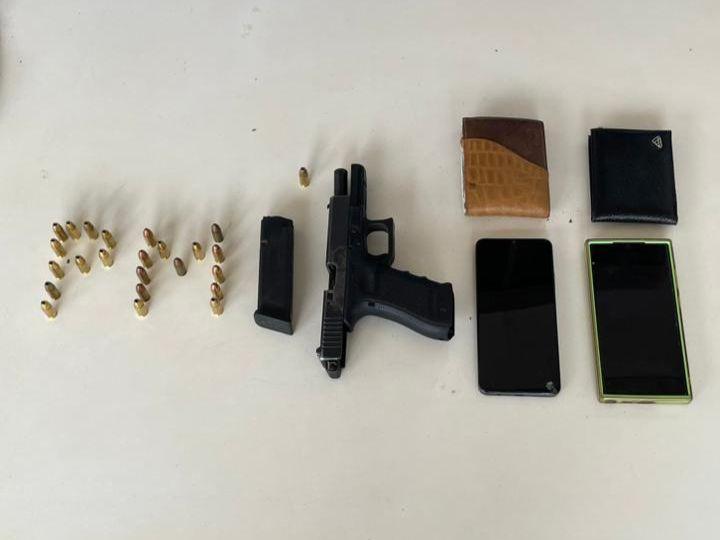 Polícia Militar prende dupla e apreende pistola e munições em Conquista d’Oeste