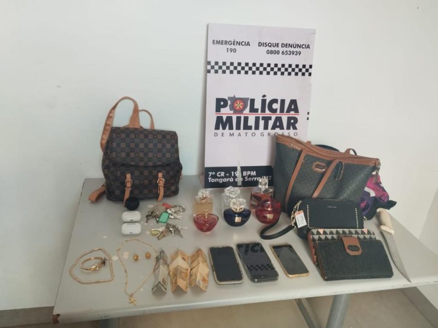 Três suspeitos são detidos pela Polícia Militar após roubo a residência em Tangará da Serra