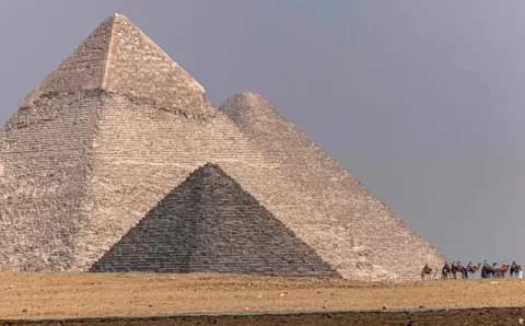 CIÊNCIA:  Anomalias ocultas podem indicar entrada secreta em pirâmide