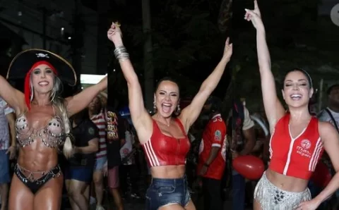 Viviane Araujo de microshort jeans, bumbum de fora de Gkay, e look ousado de Mulher Melão: por dentro do 1º ensaio de rua do Salgueiro para o carnaval 2026