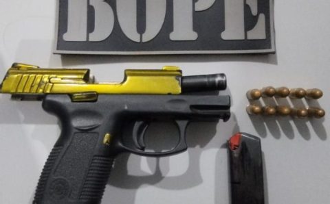 Bope apreende pistola e munições de faccionado durante abordagem em Cáceres